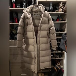 Aritzia Super Puff Long Jacket in Taupe, XS